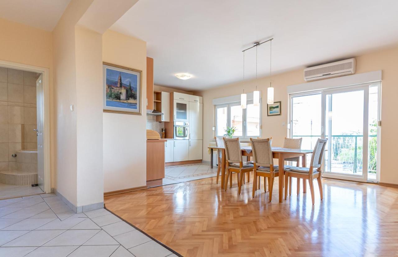Apartment Luno Kaštela Exterior foto