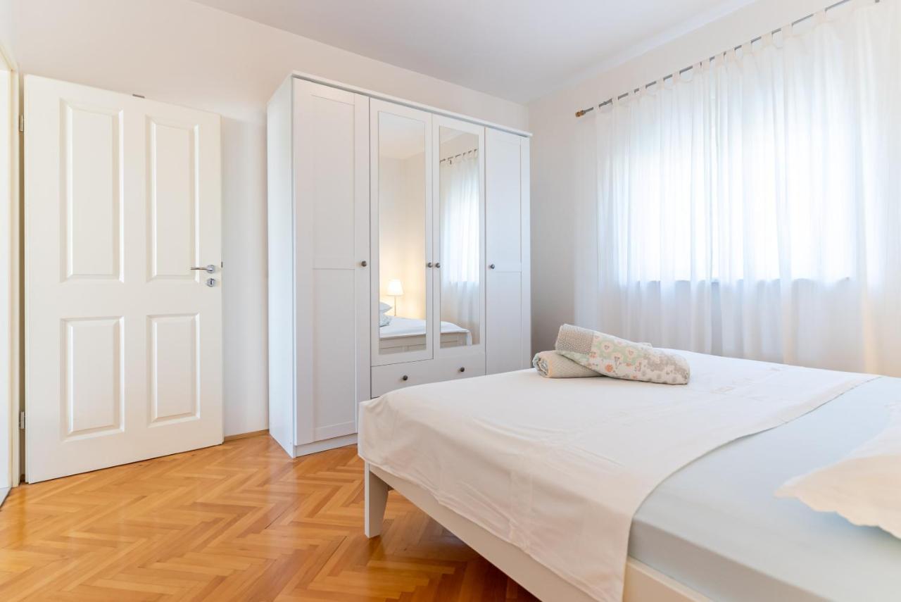 Apartment Luno Kaštela Exterior foto